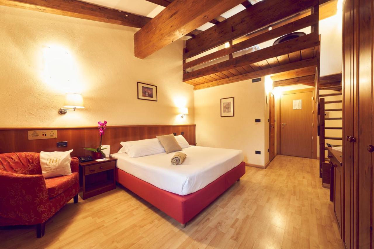 Ih Mont Blanc Hotel